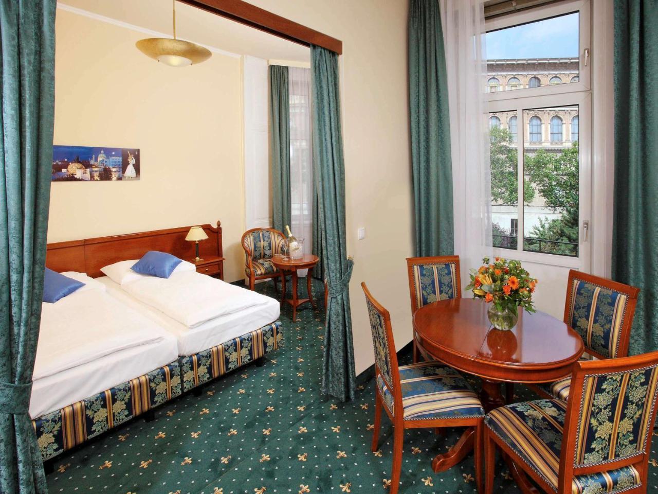 Hotel Secession An Der Oper 4*